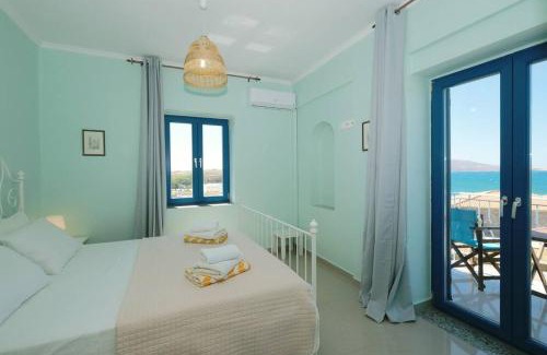 Moudros House | Oceanfront Fanaraki Villas - Perfect for Family Getaways