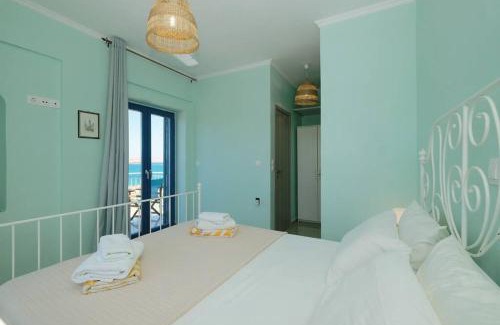 Moudros House | Oceanfront Fanaraki Villas - Perfect for Family Getaways