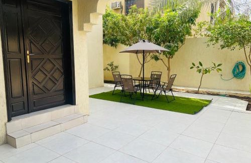 Al Jubail Villa | Experience Comfort at Fanateer Sudayer Villa with Breakfast