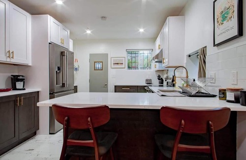 Truxton Circle Apartment | Stylish 1-BR Retreat in Central Locale with Parking