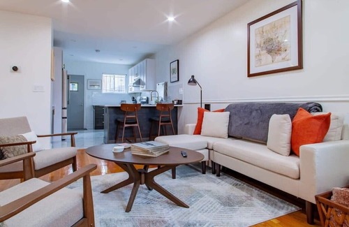 Truxton Circle Apartment | Stylish 1-BR Retreat in Central Locale with Parking