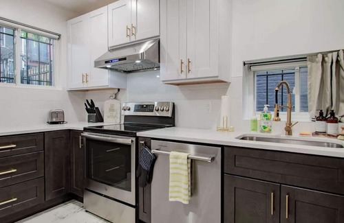 Truxton Circle Apartment | Stylish 1-BR Retreat in Central Locale with Parking