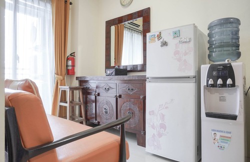 Petamburan Apartment | Cozy 2Br Apartment at GP Plaza with Breakfast Included