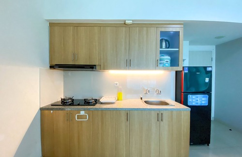 Bekasi Barat Apartment | Stylish 3Br Apartment at Grand Kamala Lagoon with Kitchen