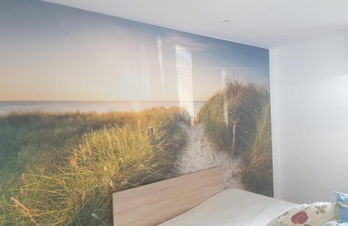 Botiz Apartment | Pet-Friendly Stay at the Fancy House for Families