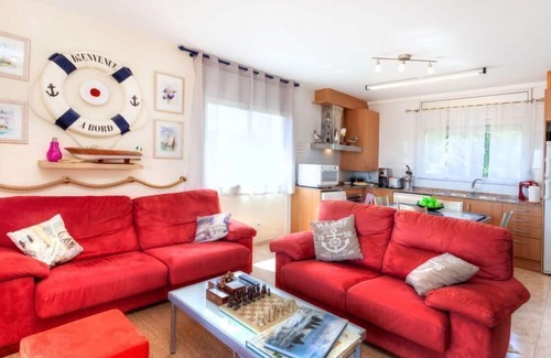 Llanca Apartment | Oceanfront Retreat: Fane De Baix I with Pool & Spa
