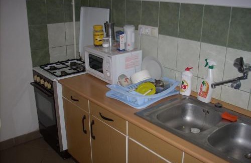 Miskolc-Tapolca House | Cozy Fanni Vendégház: Family & Pet Friendly Getaway