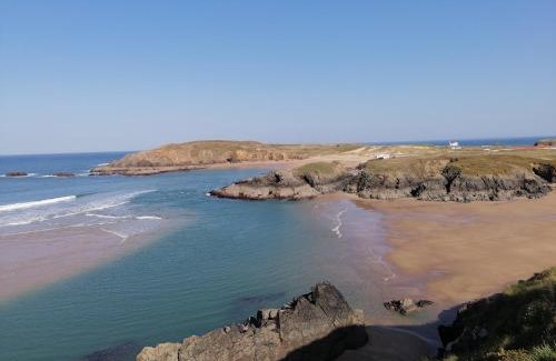 Ferrol House | Beautiful Home Just 500 Meters from San Jorge Beach