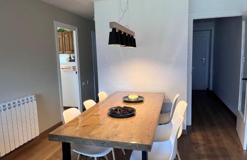 Esterri D'Aneu Apartment | Inviting Apartment with Views in Esterri - Guest Rated 9.3