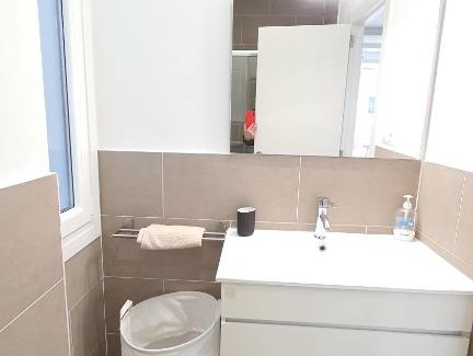 La Coruna Apartment | Cozy Apartment Near Attractions with High Guest Rating