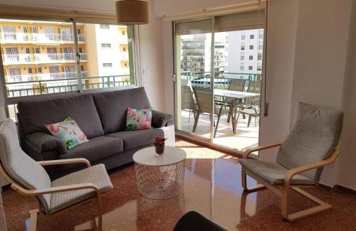 Benicassim Apartment | Beachside Apartment with Pool and High Guest Rating 9.4
