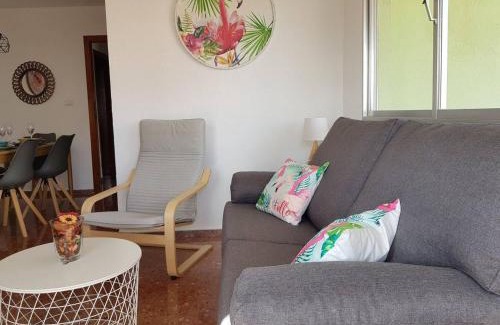 Benicassim Apartment | Beachside Apartment with Pool and High Guest Rating 9.4