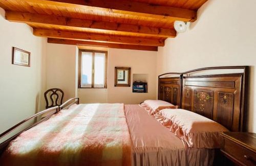 Colonno House | Discover FANTASTI-Casa al Lago: Family-Friendly Retreat