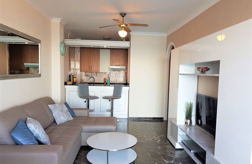 Los Gigantes Apartment | Relaxing Apartment with Ocean View & Spacious Terrace