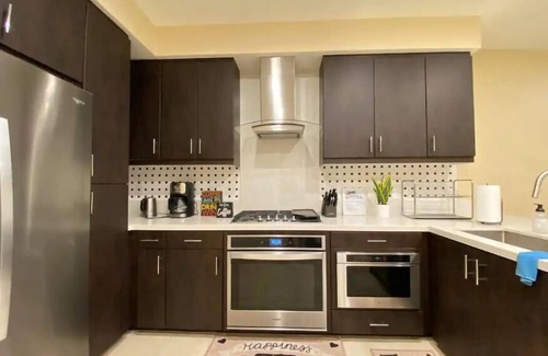 Irvine Business Complex Apartment | Ideal 1 BR Retreat Near UCI, Disney & Beaches - Rated 10/10