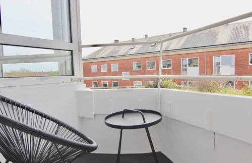 Frederiksberg C Apartment | Cozy 2-Bed Retreat in Frederiksberg C with Great Amenities