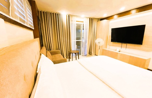 Baguio House | Fantastic 2-Bedroom Vacation Home with Balcony in Baguio City