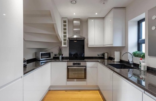 Bath House | Family-Friendly 3-Bed House with Convenient Parking