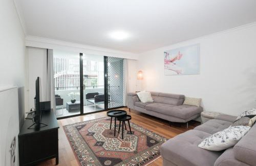 Pyrmont Apartment | Prime 3 Bedroom Apartment Near Darling Harbour & Casino