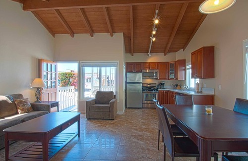 West Newport Condo | Cozy Newly-Remodeled Unit Steps from the Beach with Ocean View