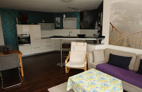 Bad Wildungen Apartment | Scenic Apartment with Terrace, Garden & Ocean Views