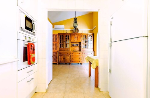Alcaucin Villa | Family-Friendly Chalet with Pool and Ocean Views Await