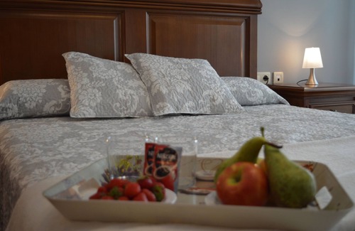 Trujillo Cottage | Prime House in Trujillo Center with Spa and Free Parking