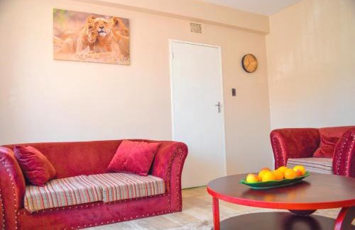 Harare Apartment | Prime 1-Bed Apartment in Harare - Pet and Child Friendly