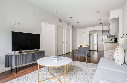 Milpitas Apartment | Enjoy a Modern Milpitas 1BR with Pool & Gym Access