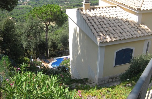 Santa Cristina de Aro Villa | Modern Villa with Private Pool & Ocean View - 10/10 Rated