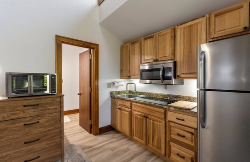 Purgatory Resort | Inviting Studio with Pool, Spa & Golf Privileges Await!