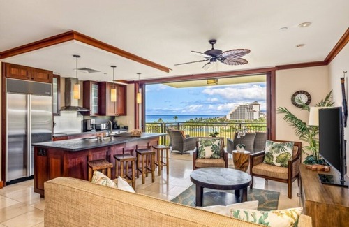 Ko Olina Condo | Unforgettable Oceanfront Getaway at Beach Villas B806