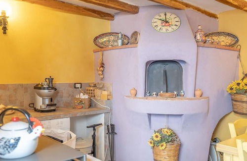 Fleri House | Fantastic old country house at the foot of Etna.
