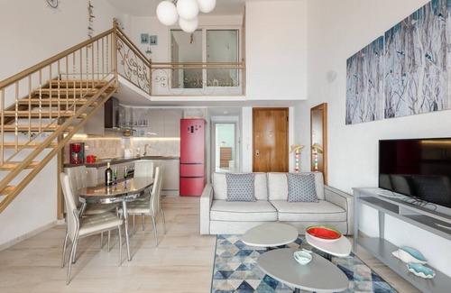 Neos Marmaras Apartment | Oceanfront Pentahouse with Sea View in Neos Marmaras