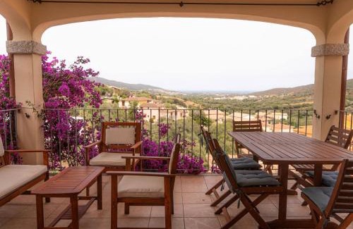 Schifoni Villa | Discover Sardinia Villetta with Breathtaking Sea Views