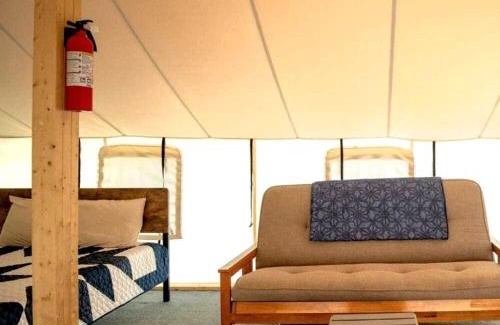 Logan Other | Fantastic Secluded Tented Cabin with Fire Pit in Logan, Ohio