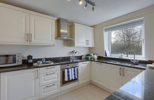 Gleneagles Apartment | Top Floor Apartment Steps from Gleneagles with Great Amenities