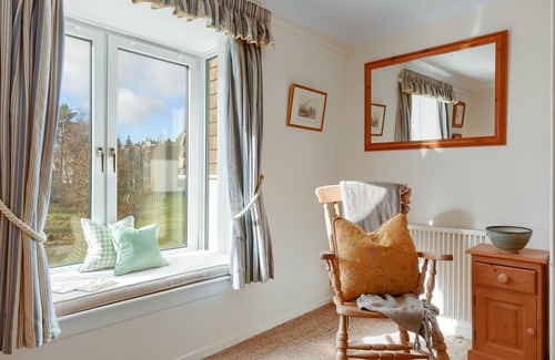 Gleneagles Apartment | Top Floor Apartment Steps from Gleneagles with Great Amenities