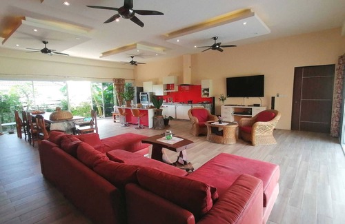 Hin Lek Fai Villa | Bright 4-Bed Pool Villa with Ocean View and Spa