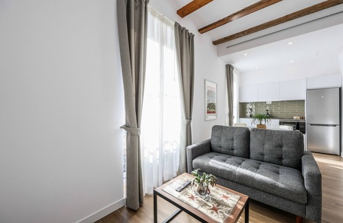 La Roqueta Apartment | Ideal Two-Bedroom Apartment with Spa and Family Amenities