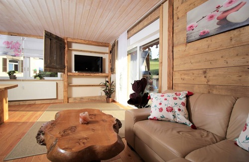 Oybin Apartment | Enchanting Vacation Apartment VANESSA in Zittau Mountains