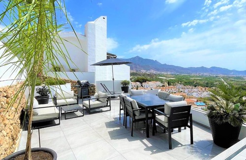 Punta Lara Apartment | Incredible Beachfront Views in Nerja - Rated 10/10