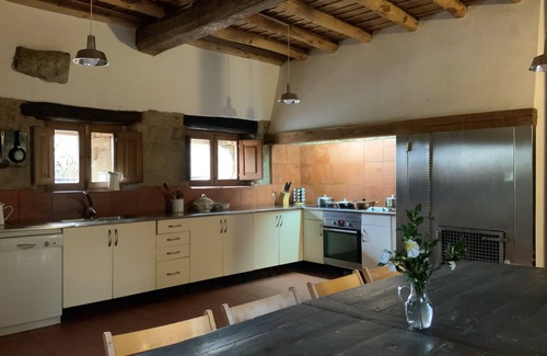 Panton House | Beautiful Vineyard Retreat with Pool in Ribeira Sacra