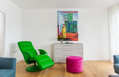 Greding Apartment | Discover Nature's Beauty at Fantastisch im Naturpark Altmühltal