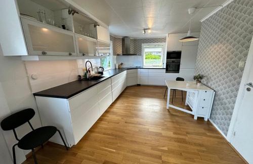 Fevik Villa | Relaxing Experience in the South: Pet-Friendly Retreat
