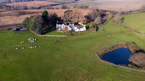 East Haddon House | Far Heath House with Hot Tub