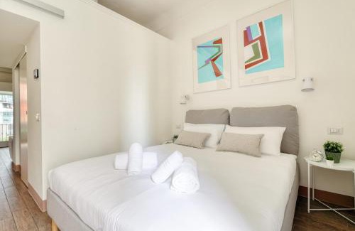 Centro Direzionale Apartment | Fara 33: Cozy Flat in Centrale with Family-Friendly Perks