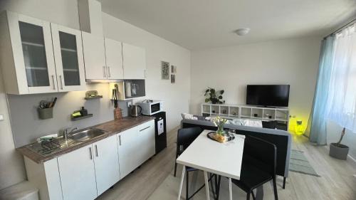 Libice nad Cidlinou House | Pet-Friendly Fara N°71: Family-Ready Retreat Awaits You