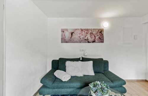 Leoben Apartment | Relaxing Stay in Peaceful Location: Pet & Child Friendly