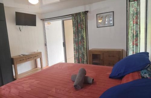 Huahine House | Ideal Family Retreat at Fare Ara Location Huahine